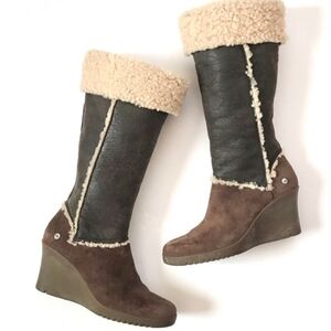 EUC Ugg Sandra 5451 Shearling Cuff Chocolate Size 6 Wedge Boots!